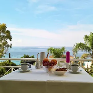 stavento-sea-view-superior-apartment-argostoli-kefalonia.kefaloniahotels.net/